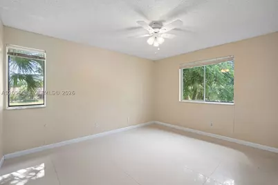 927 Coral Club #927, Coral Springs, FL 33071 - Photo 23