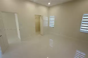 692 Maplewood, Weston, FL 33327 - Photo 11