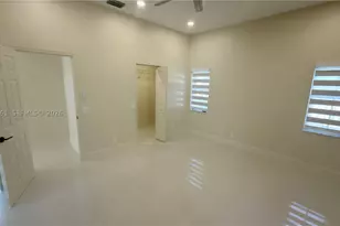 692 Maplewood, Weston, FL 33327 - Photo 9