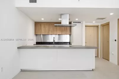 1000 Brickell #3211, Miami, FL 33131 - Photo 9