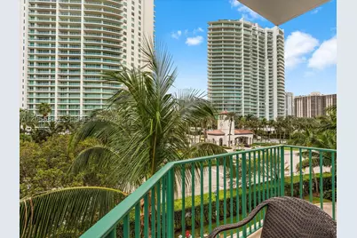 20000 E Country Club #416, Aventura, FL 33180 - Photo 35