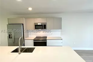 2555 NE 193rd, Miami, FL 33180 - Photo 3