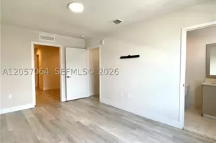 2555 NE 193rd, Miami, FL 33180 - Photo 21