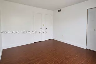 9357 Fontainebleau, Miami, FL 33172 - Photo 9