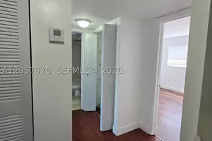9357 Fontainebleau, Miami, FL 33172 - Photo 5