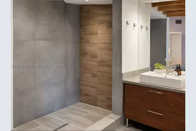 585 NE 121st, North Miami, FL 33161 - Photo 19
