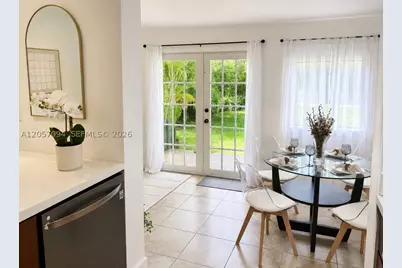 585 NE 121st, North Miami, FL 33161 - Photo 13