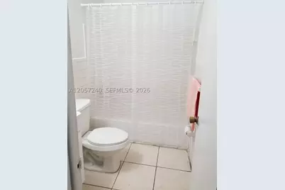 280 SW 11th #18, Hallandale, FL 33009 - Photo 19