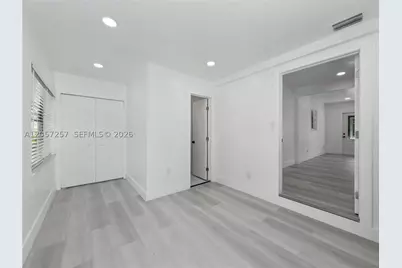 15694 NE 10th, North Miami Beach, FL 33162 - Photo 19