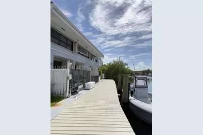 329 Poinciana #909, Sunny Isles Beach, FL 33160 - Photo 21