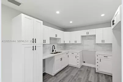 2288 W 4th, Hialeah, FL 33010 - Photo 9