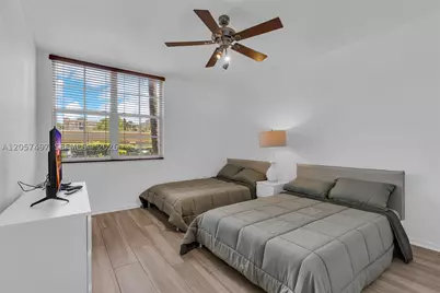19501 E Country Club #9101, Aventura, FL 33180 - Photo 15