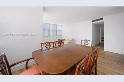 1300 NE Miami Gardens #621E, Miami, FL 33179 - Photo 9