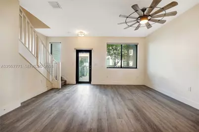 4733 NW 83rd, Doral, FL 33166 - Photo 5