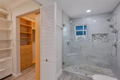 6320 NW 199th, Hialeah, FL 33015 - Photo 15