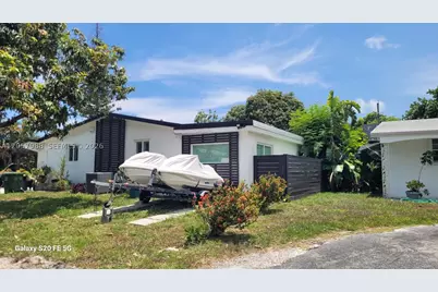 701 SW 4th, Hallandale Beach, FL 33009 - Photo 3