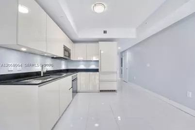 1010 Brickell #1810, Miami, FL 33131 - Photo 13