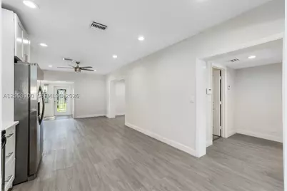 3405 Robbins, Pompano Beach, FL 33062 - Photo 25