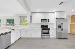 3405 Robbins, Pompano Beach, FL 33062 - Photo 21