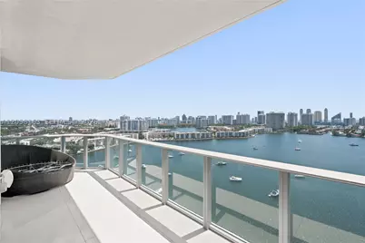 17301 Biscayne #2010, North Miami Beach, FL 33160 - Photo 3