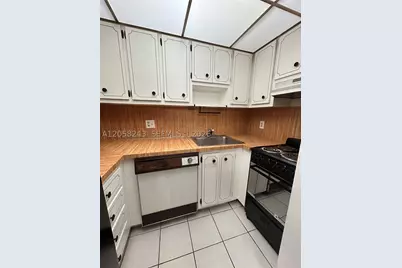 300 NW 42nd #109, Miami, FL 33126 - Photo 13