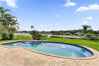 1720 W Oak Knoll, Davie, FL 33324 - Photo 1