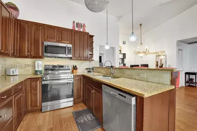 1720 W Oak Knoll, Davie, FL 33324 - Photo 17