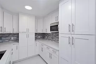 16839 Whirley, Lutz, FL 33558 - Photo 9