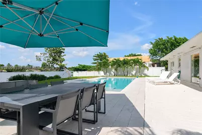 20950 NE 25th, Aventura, FL 33180 - Photo 27