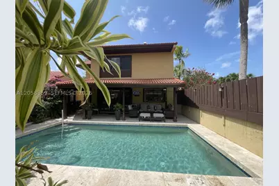 1066 NE 202nd, Miami, FL 33179 - Photo 25