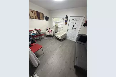 270 NW 71st #4, Miami, FL 33126 - Photo 19