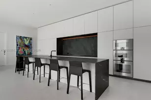 300 Biscayne Blvd, Miami, FL 33131 - Photo 15