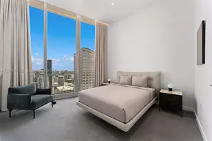 300 Biscayne Blvd, Miami, FL 33131 - Photo 17