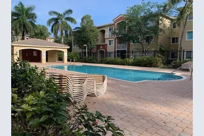 7085 Nova #102, Davie, FL 33317 - Photo 15