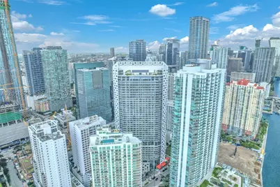 1300 Brickell Bay #2005, Miami, FL 33131 - Photo 3