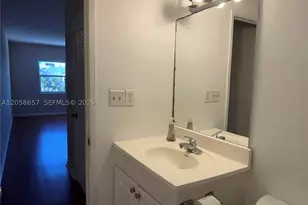 400 Kings Point, Sunny Isles Beach, FL 33160 - Photo 7