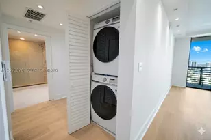 325 S Biscayne, Miami, FL 33131 - Photo 17