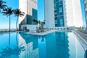 325 S Biscayne, Miami, FL 33131 - Photo 29