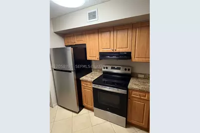 11155 SW 5th #202, Pembroke Pines, FL 33025 - Photo 3