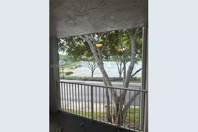 11155 SW 5th #202, Pembroke Pines, FL 33025 - Photo 17