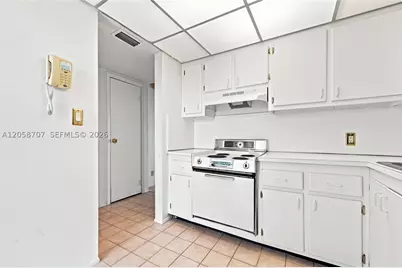 3401 N Country Club #804, Aventura, FL 33180 - Photo 23