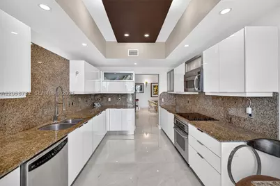 3330 NE 190th #UPH14, Aventura, FL 33180 - Photo 33