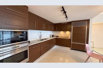 485 Brickell #3401, Miami, FL 33131 - Photo 11