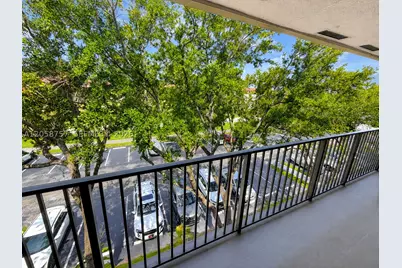 1301 SW 135th #406J, Pembroke Pines, FL 33027 - Photo 13