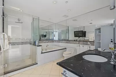 540 West #513, Miami Beach, FL 33139 - Photo 9