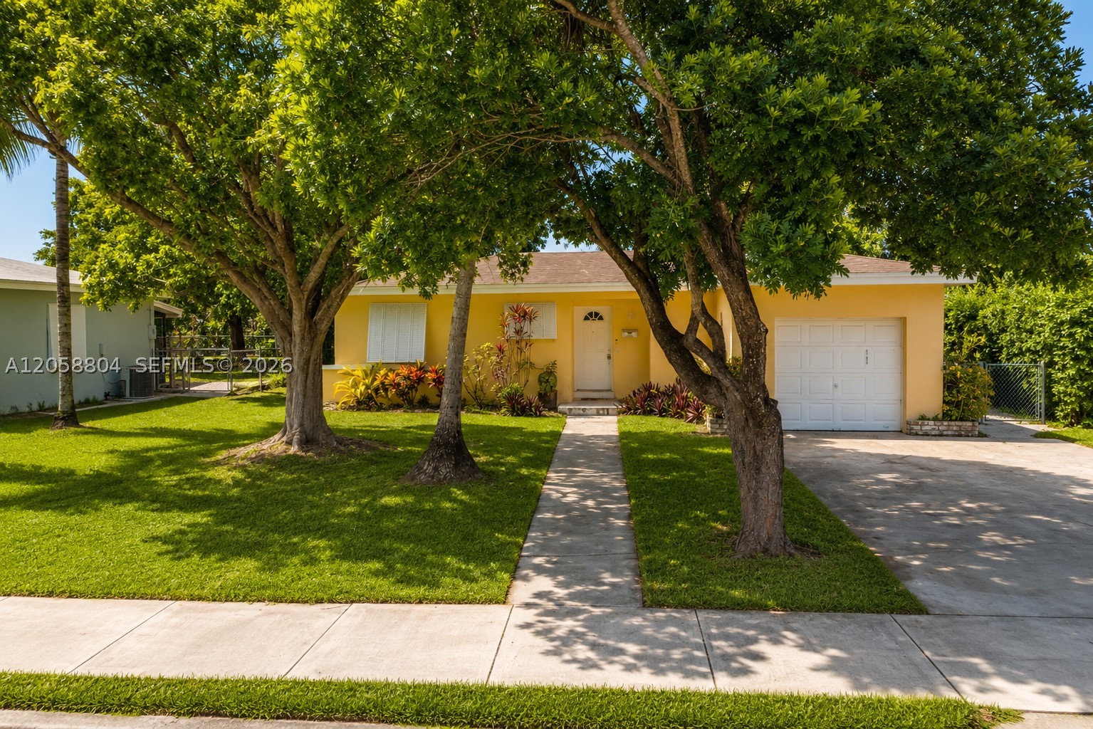 948 NW 9th - 948 NW 9th, Homestead, FL 33030 Luxury Property | Jose Angel Pina