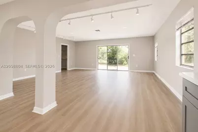 948 NW 9th, Homestead, FL 33030 - Photo 13