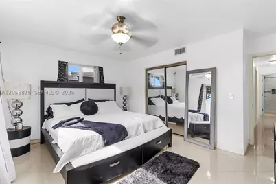 840 N 70th, Hollywood, FL 33024 - Photo 19
