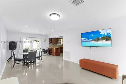 840 N 70th, Hollywood, FL 33024 - Photo 17