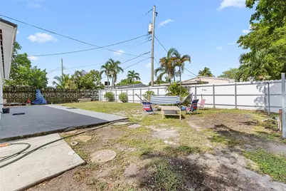 840 N 70th, Hollywood, FL 33024 - Photo 31
